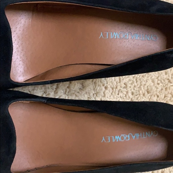 Heels - Picture 4 of 4